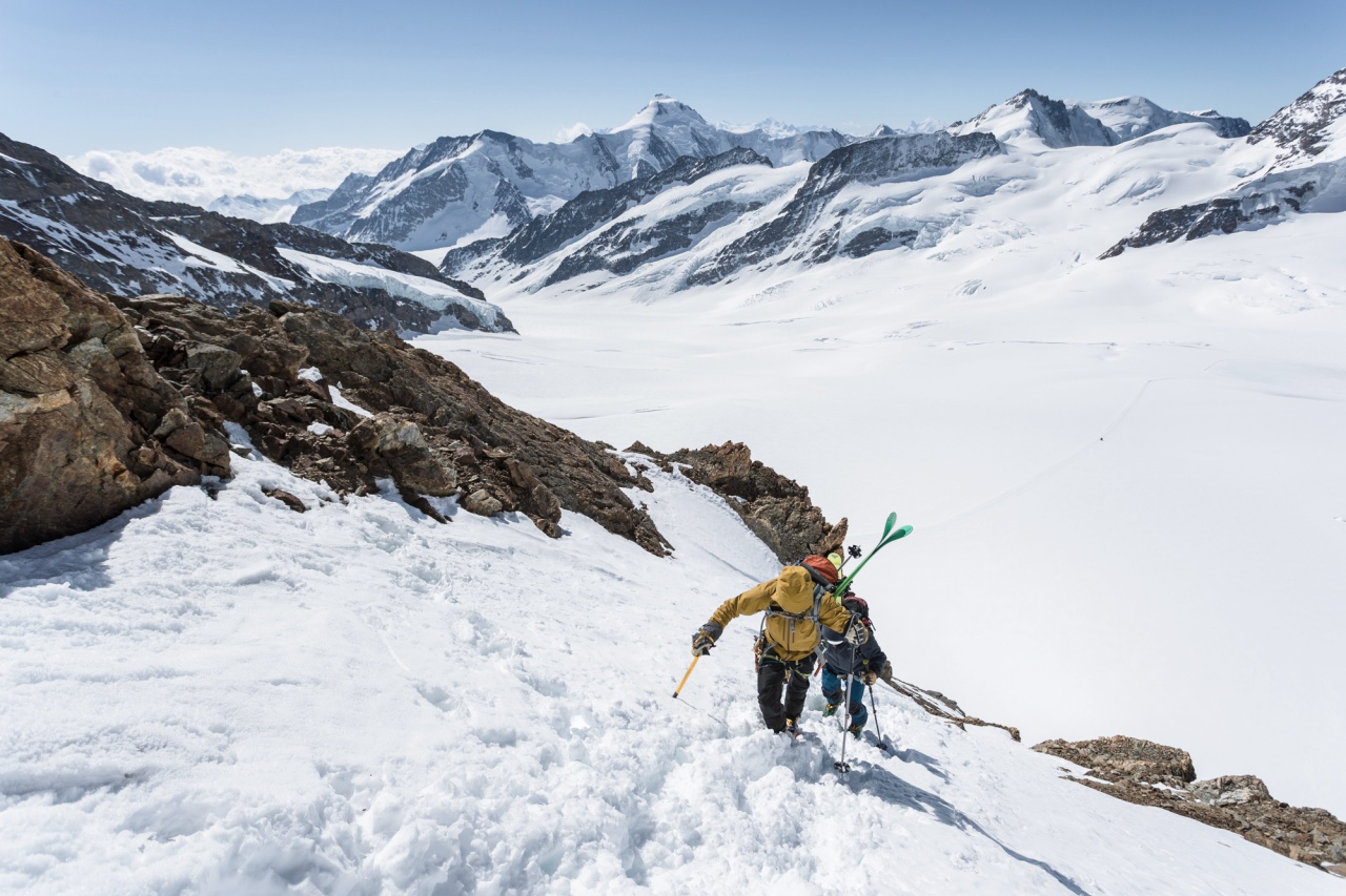 Climbing SE Ridge of Monch